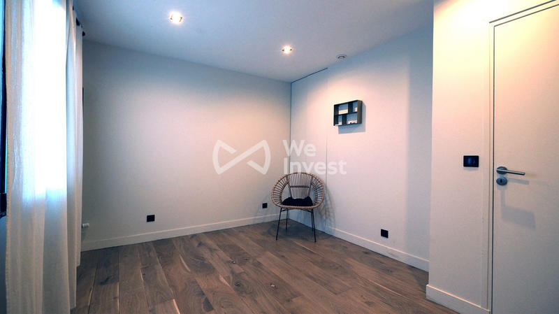 Maison contemporaine - 266 m² - 8 pièces