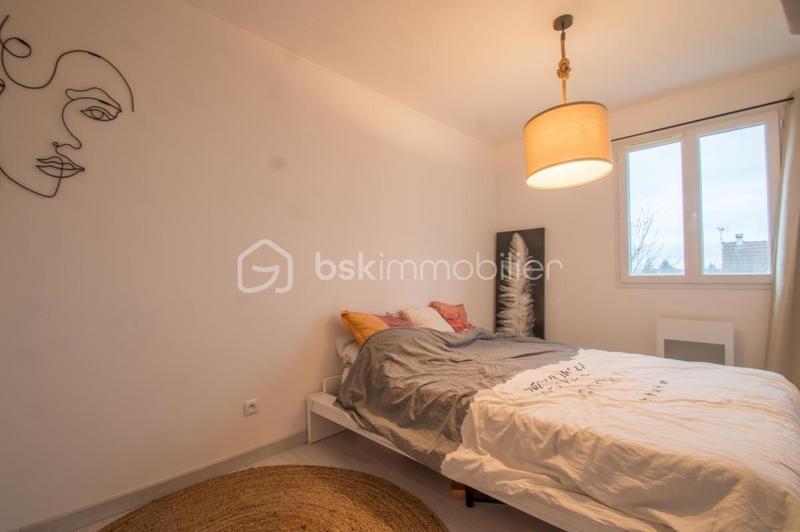 Maison - 90 m² - 6 pièces