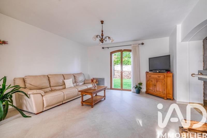 Maison - 162 m² - 8 pièces