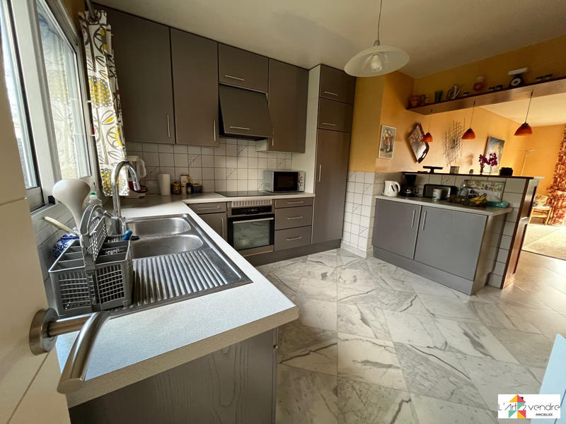 Maison contemporaine - 136 m² - 6 pièces