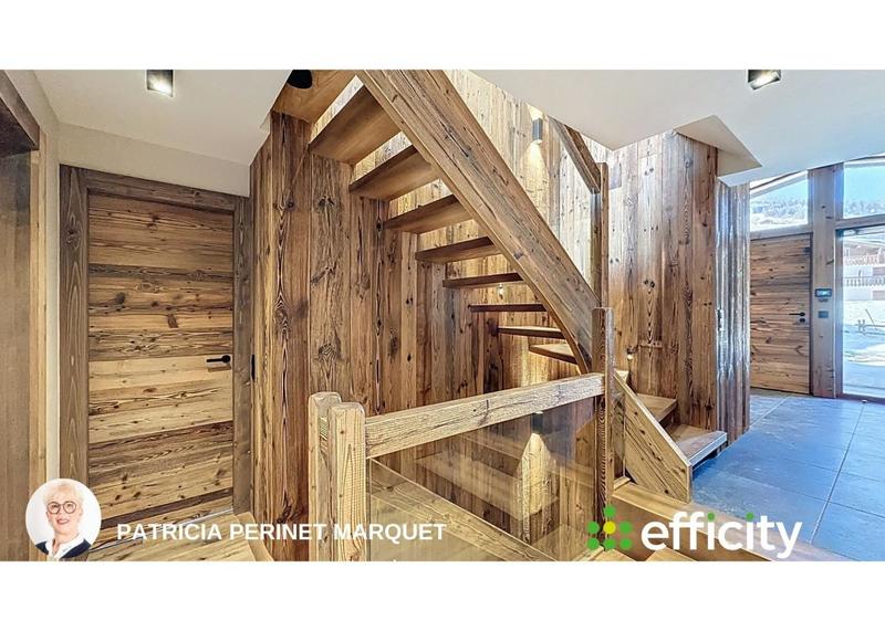 Maison - 266 m² - 10 pièces