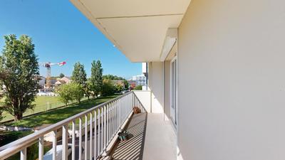 Appartement - 98 m² - 4 pièces