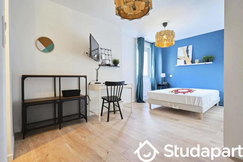 Chambre - 15 m² - 1 pièce