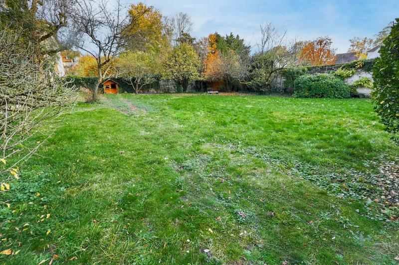 Maison - 220 m² - 7 pièces