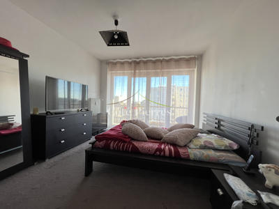 Appartement - 94 m² - 4 pièces