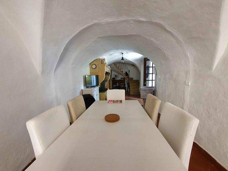 Maison - 94 m² - 5 pièces