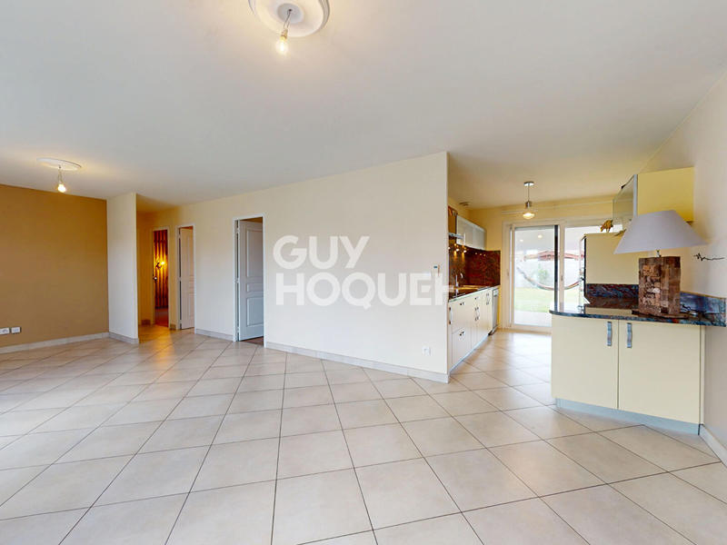 Maison - 95 m² - 5 pièces