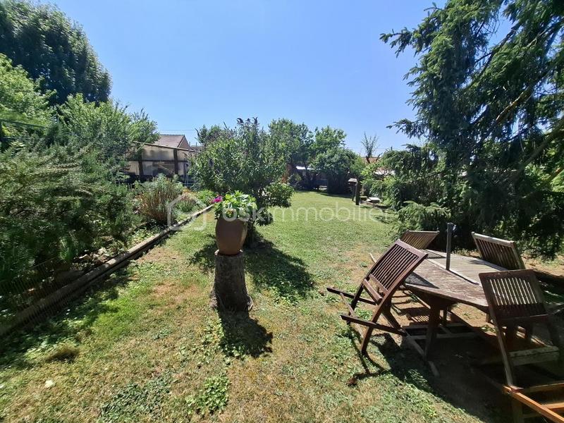 Maison - 90 m² - 3 pièces