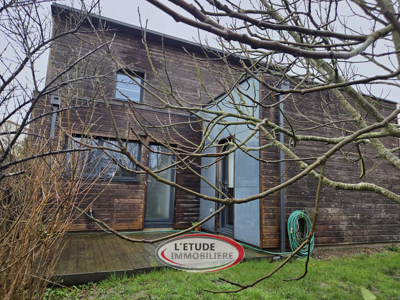 Maison - 103 m² - 5 pièces