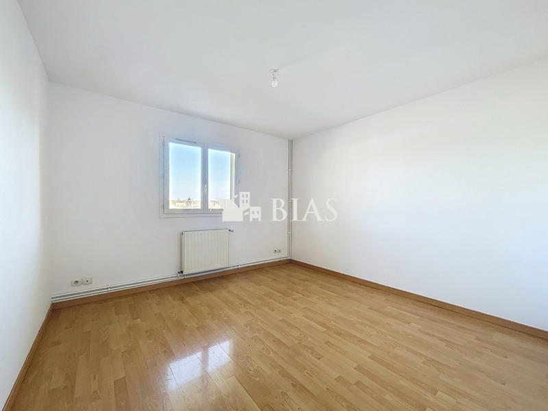 Maison - 104 m² - 4 pièces