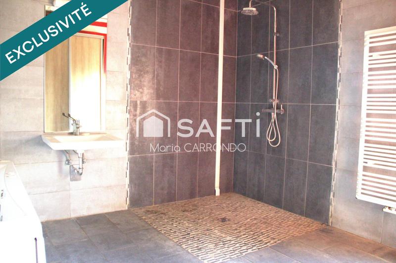 Maison - 270 m² - 7 pièces