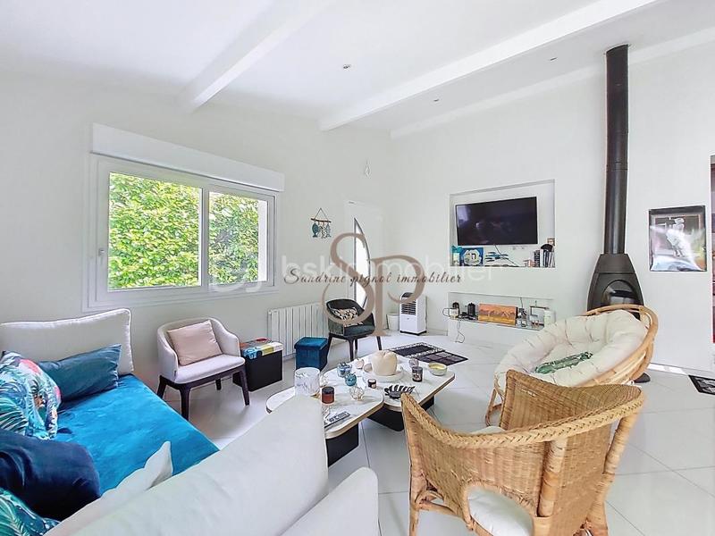 Maison - 116 m² - 4 pièces