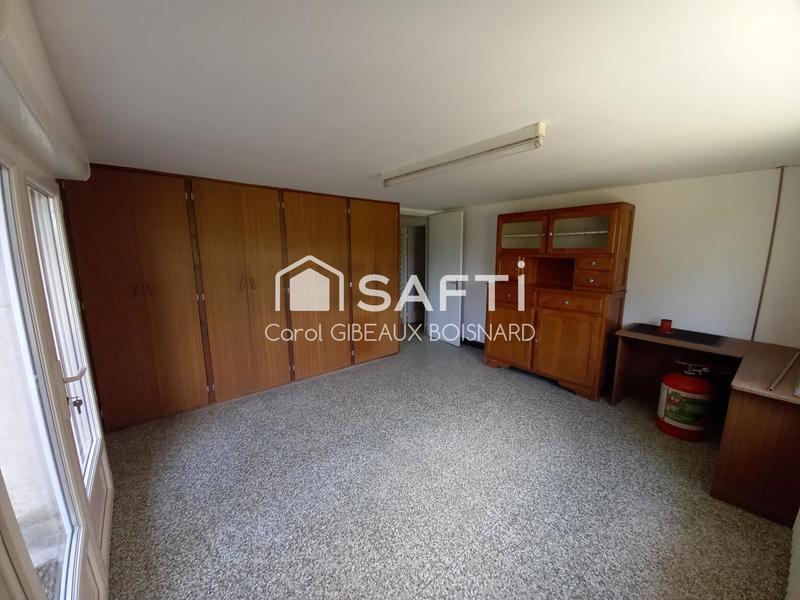 Maison - 200 m² - 9 pièces