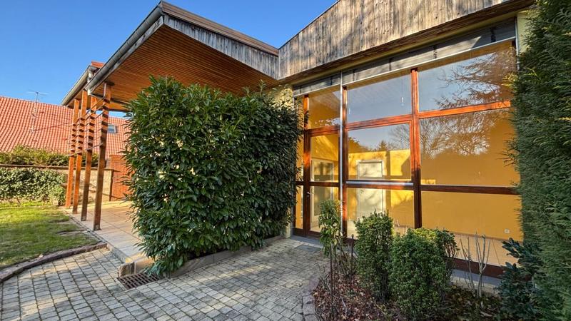 Maison - 350 m² - 9 pièces