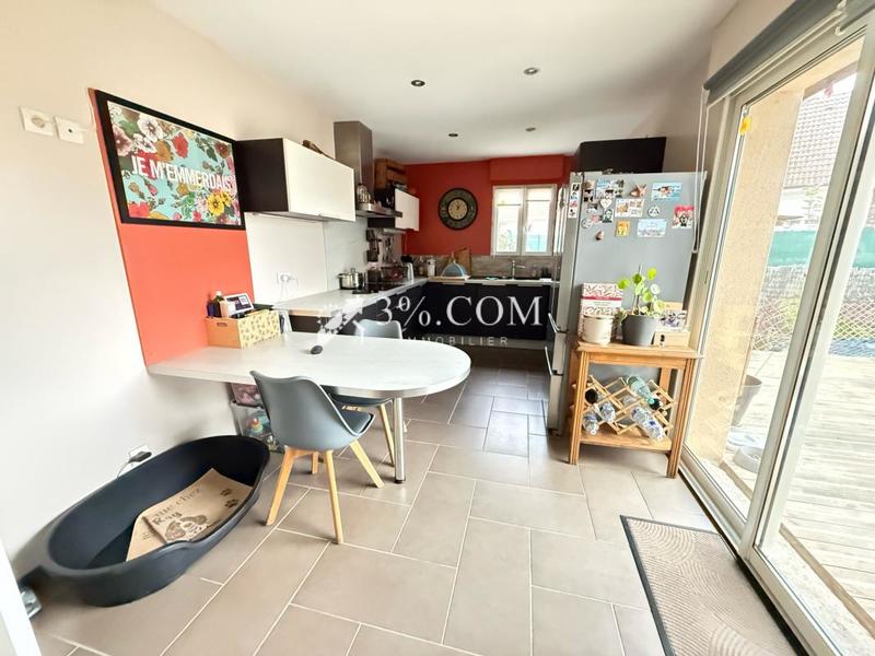 Maison - 90 m² - 4 pièces