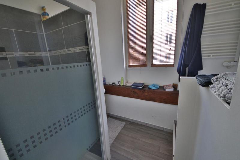 Immeuble - 241 m² - 10 pièces