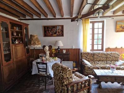 Maison - 92 m² - 4 pièces