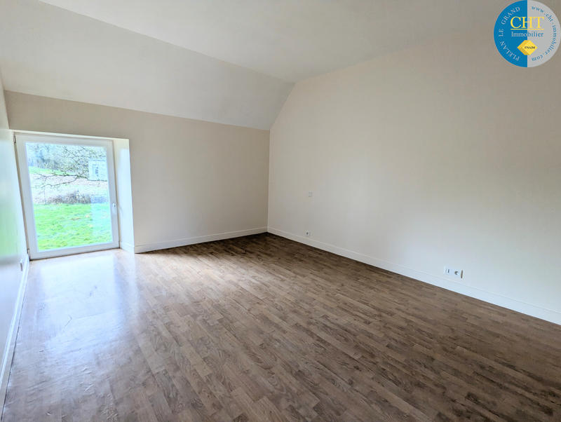 Maison - 167 m² - 6 pièces