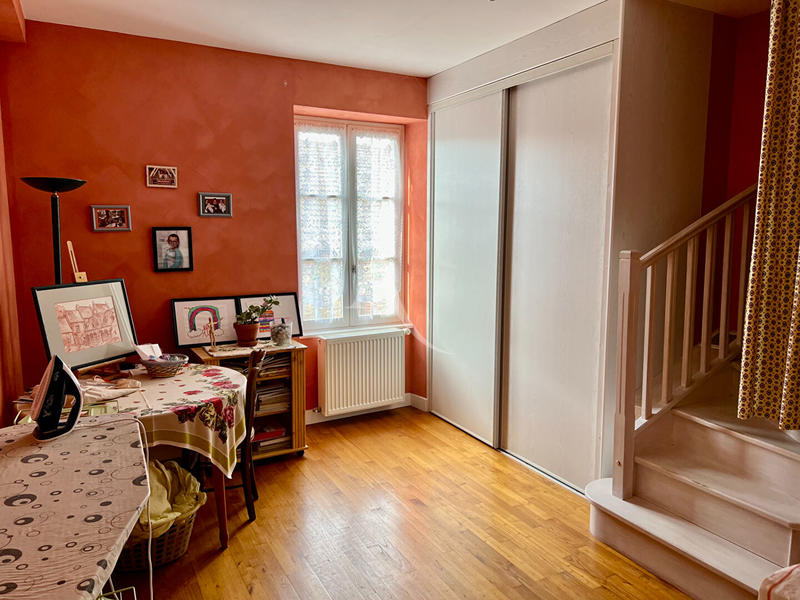 Maison - 200 m² - 9 pièces