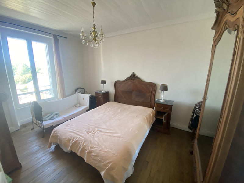 Maison - 150 m² - 7 pièces