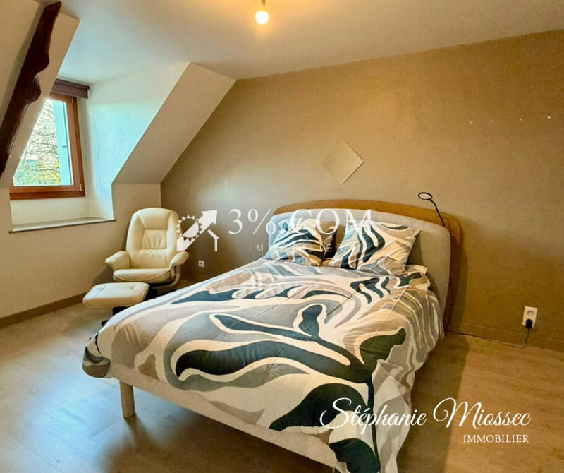 Maison en pierre - 280 m² - 8 pièces