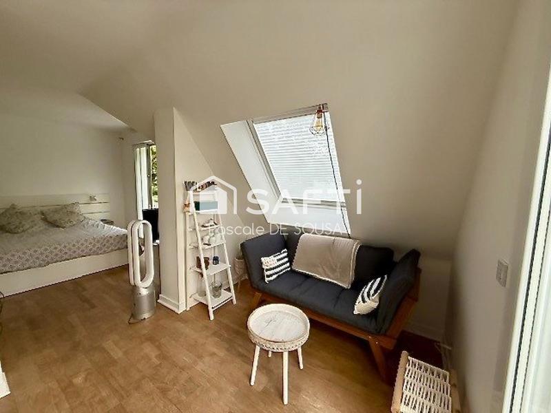 Maison - 337 m² - 8 pièces