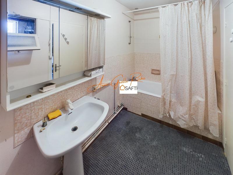 Maison - 450 m² - 14 pièces