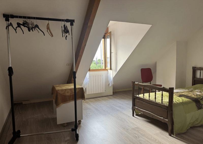 Maison - 161 m² - 11 pièces