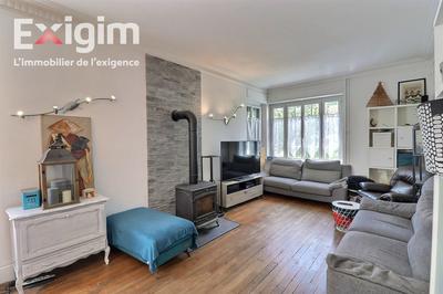 Maison - 150 m² - 7 pièces