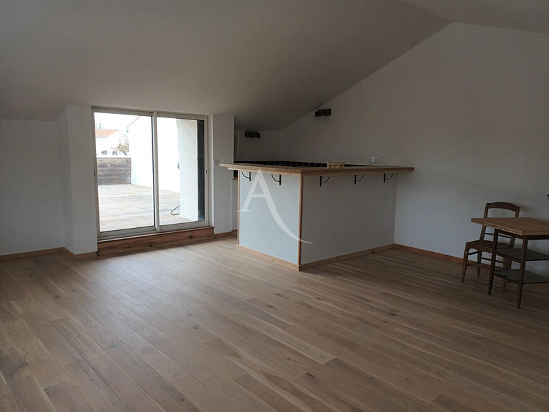 Maison - 88 m² - 3 pièces