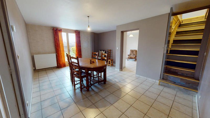 Maison - 86 m² - 5 pièces