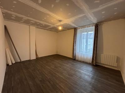 Maison - 104 m² - 5 pièces