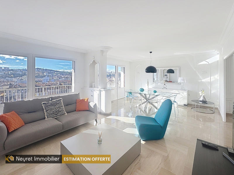 Appartement - 112 m² - 5 pièces