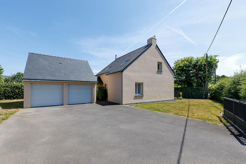 Maison - 110 m² - 4 pièces