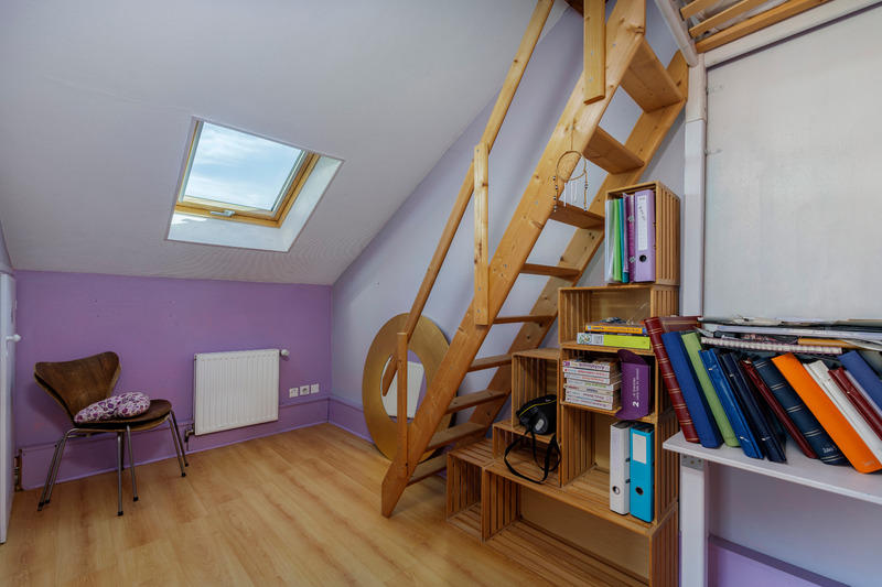 Maison - 195 m² - 7 pièces