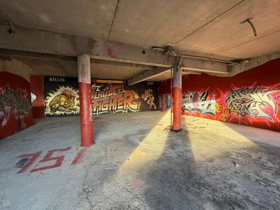 Immeuble - 3 714 m²