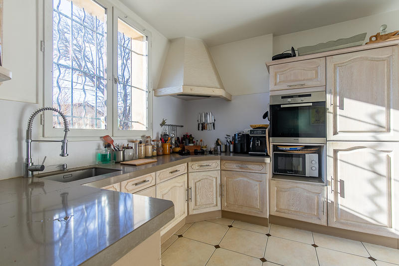 Villa - 189 m² - 6 pièces