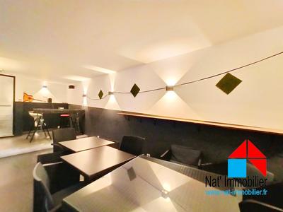 Magasins - 225 m² - 4 pièces