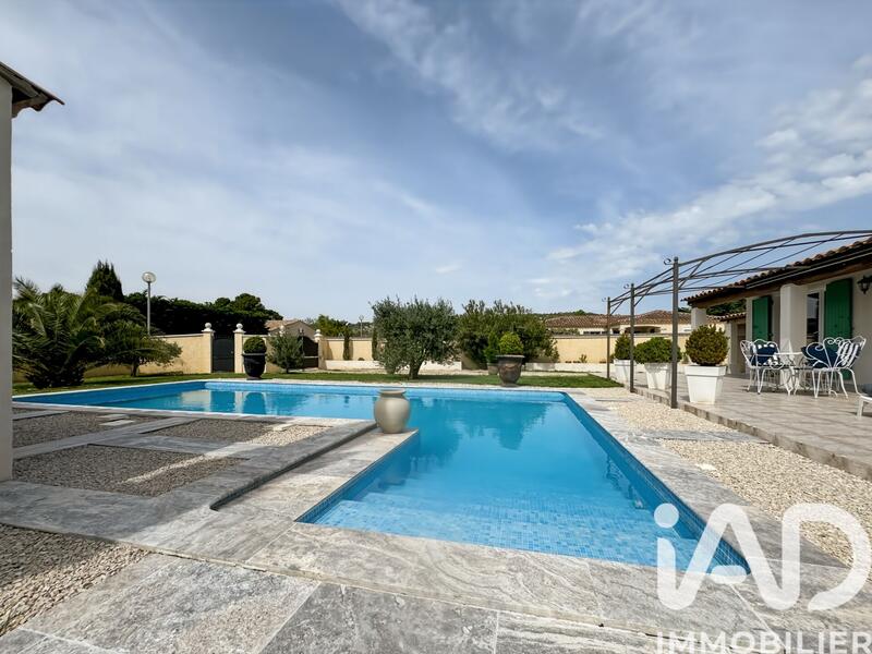 Maison - 96 m² - 4 pièces