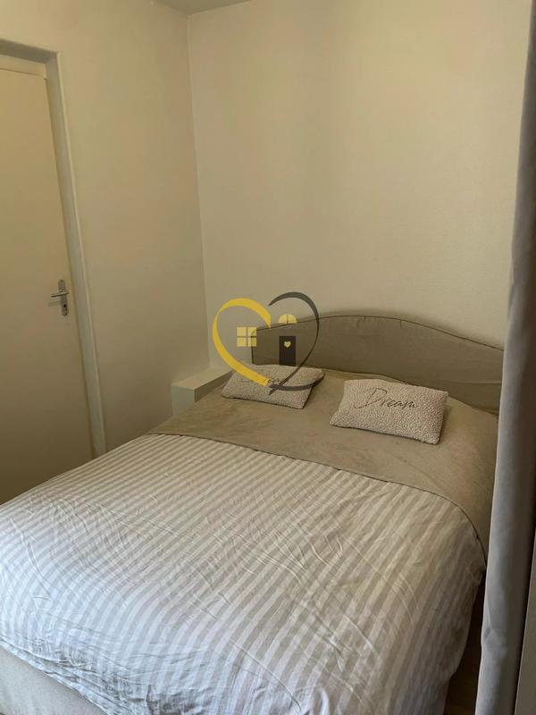 Immeuble mixte - 300 m²