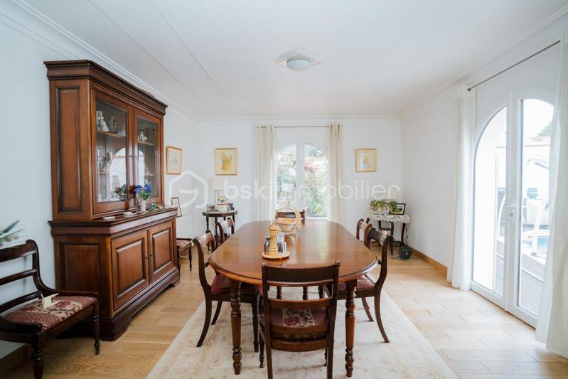 Villa - 160 m² - 5 pièces