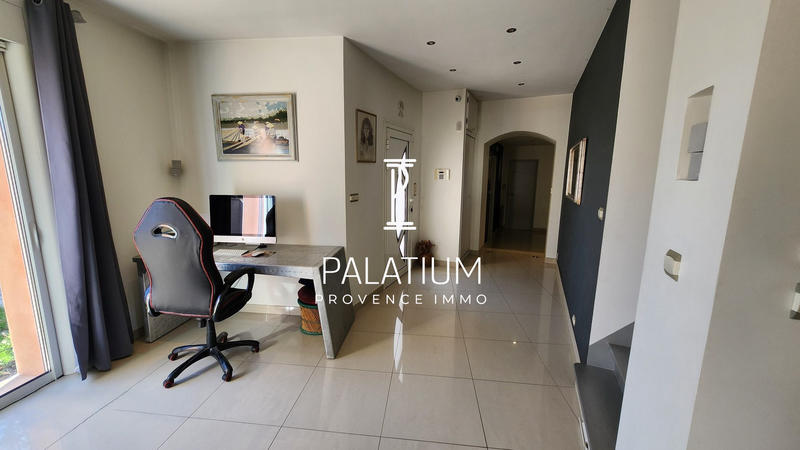 Villa - 180 m² - 5 pièces