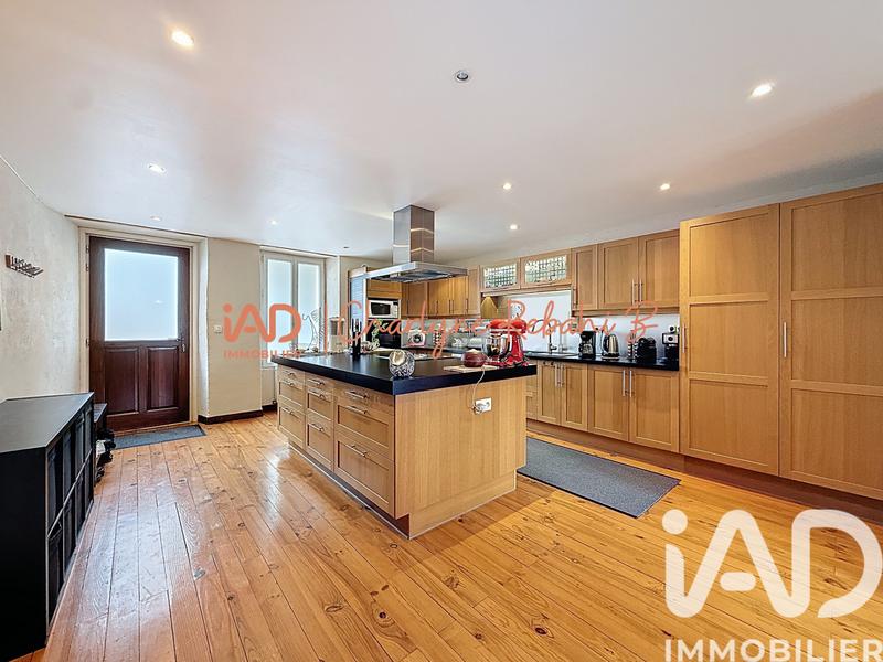 Maison de ville - 239 m² - 7 pièces