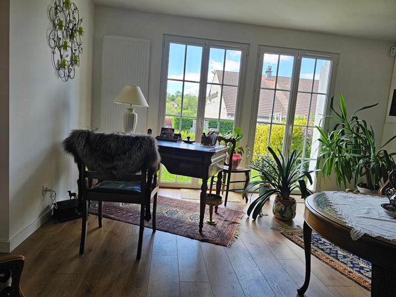 Maison - 91 m² - 5 pièces