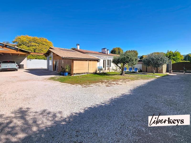 Maison - 84 m² - 4 pièces