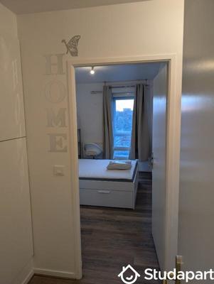 Chambre - 10 m² - 1 pièce