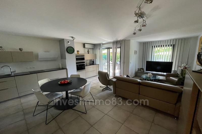 Appartement - 87 m² - 4 pièces
