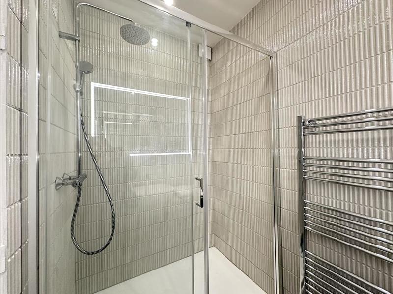 Appartement ancien - 63 m² - 3 pièces