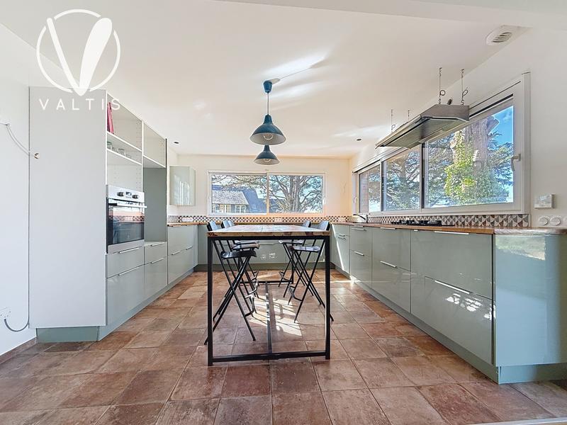 Maison contemporaine - 124 m² - 6 pièces