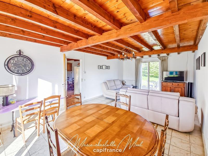 Maison - 165 m² - 6 pièces